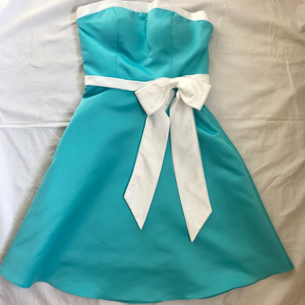 Strapless formal party dress (Tiffany Blue)